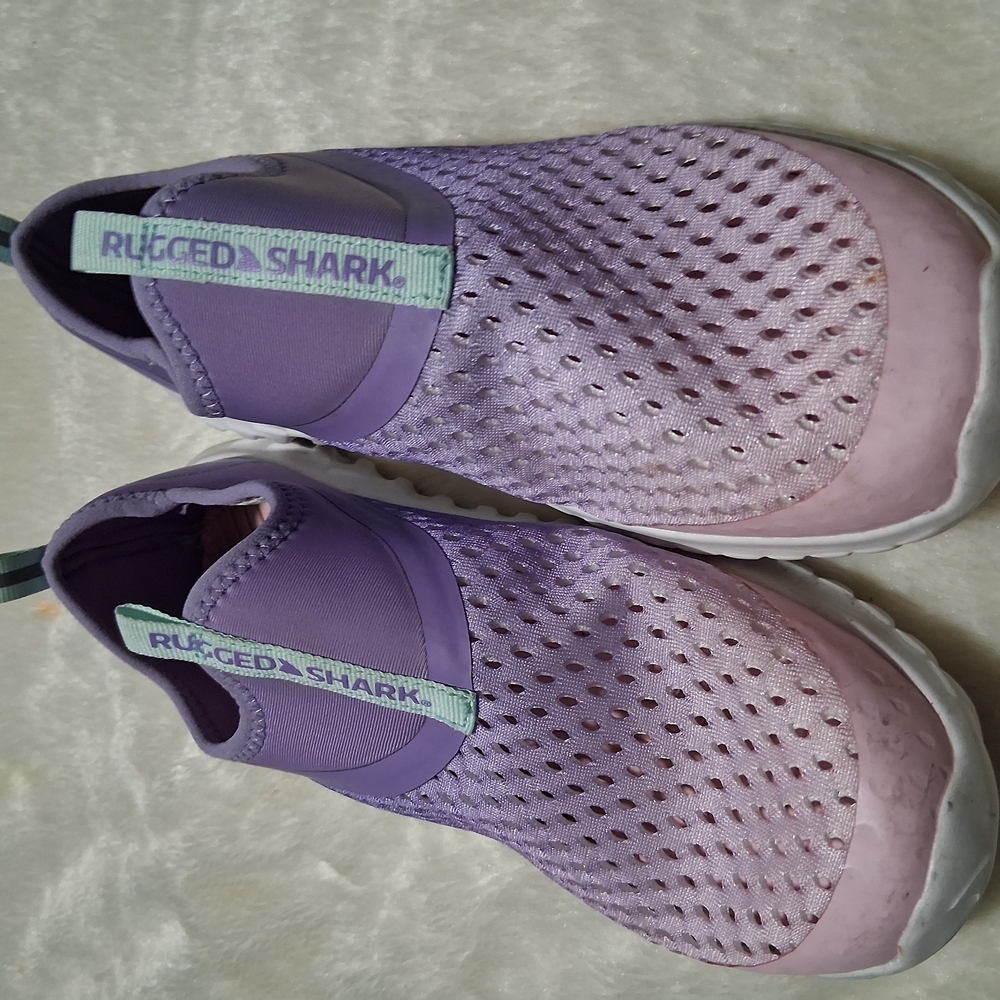 Gradient Purple and Pink Slip-On Water Shoes - Picture 2 of 6